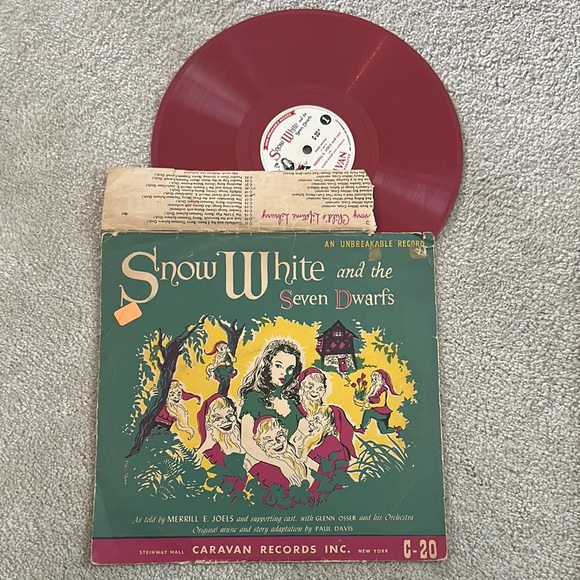 Vintage Snow White and the Seven Dwarfs Record - Picture 1 of 1